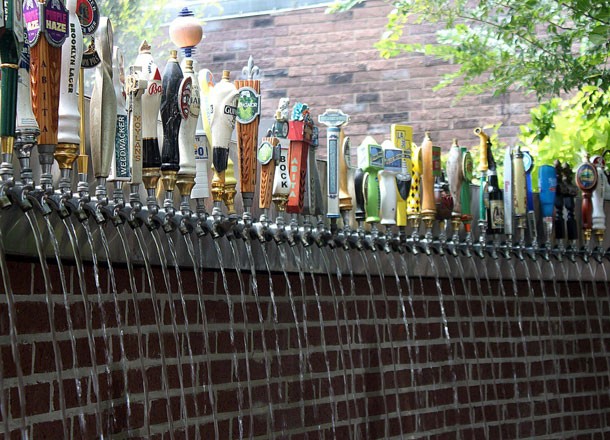 Beer-Fountain-610x440.jpg